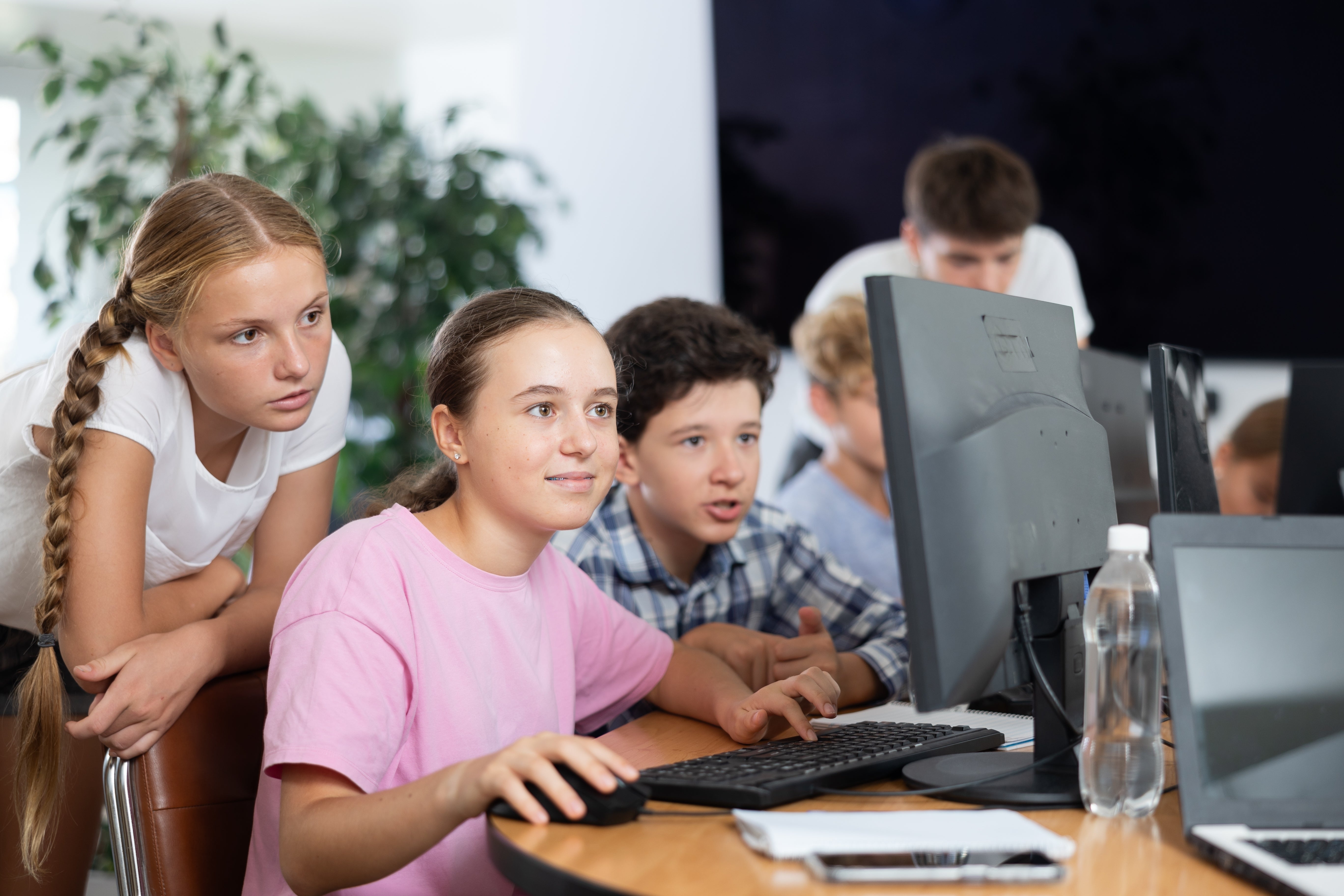 shutterstock_2372838617_1.jpg